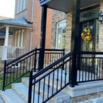 Modern Aluminum Railings With Collars